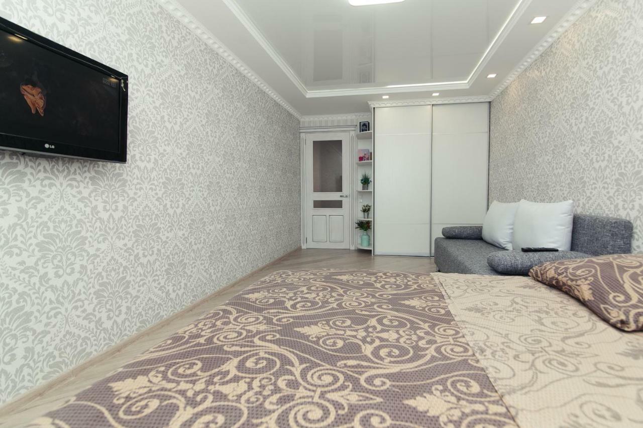 Luxury Apart-Hotel On Kondrateva Street ซูมี ภายนอก รูปภาพ