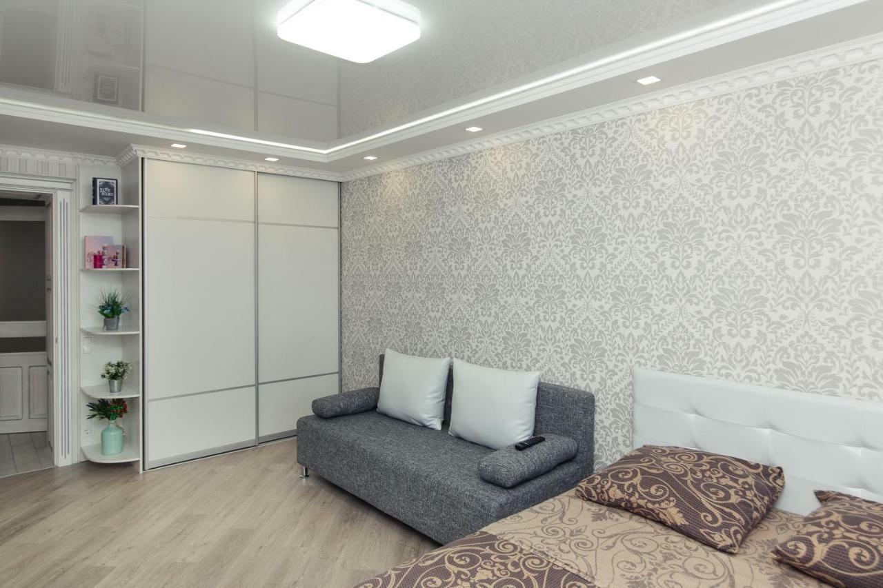 Luxury Apart-Hotel On Kondrateva Street ซูมี ภายนอก รูปภาพ